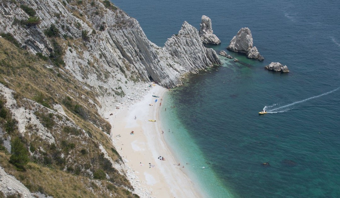 the best beaches in le marche italy the italian on tour