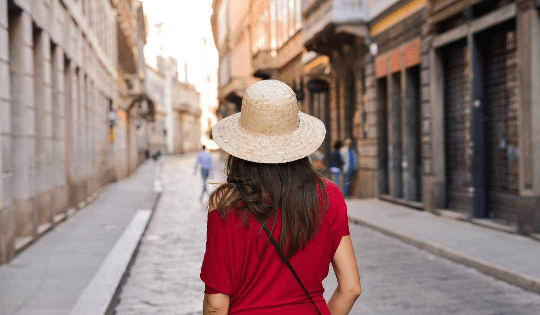 solo travel italy in groups